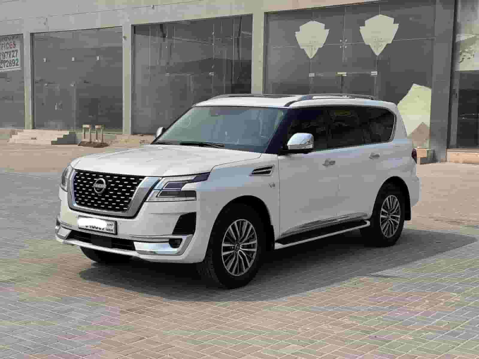 نيسان باترول بلاتينيوم 2021 (أبيض) نيسان باترول بلاتينيوم 2021 (أبيض)